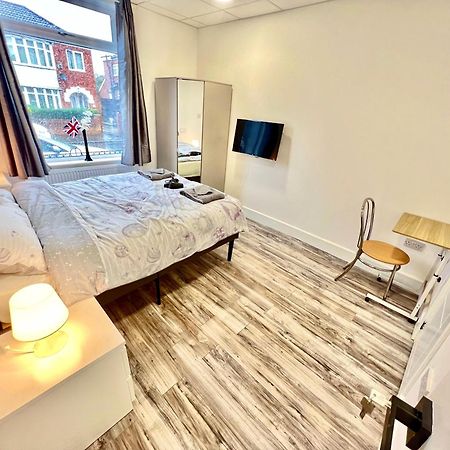 Lux En-Suite Coop Arena Mancity Stadium Piccadilly Manchester Exteriör bild