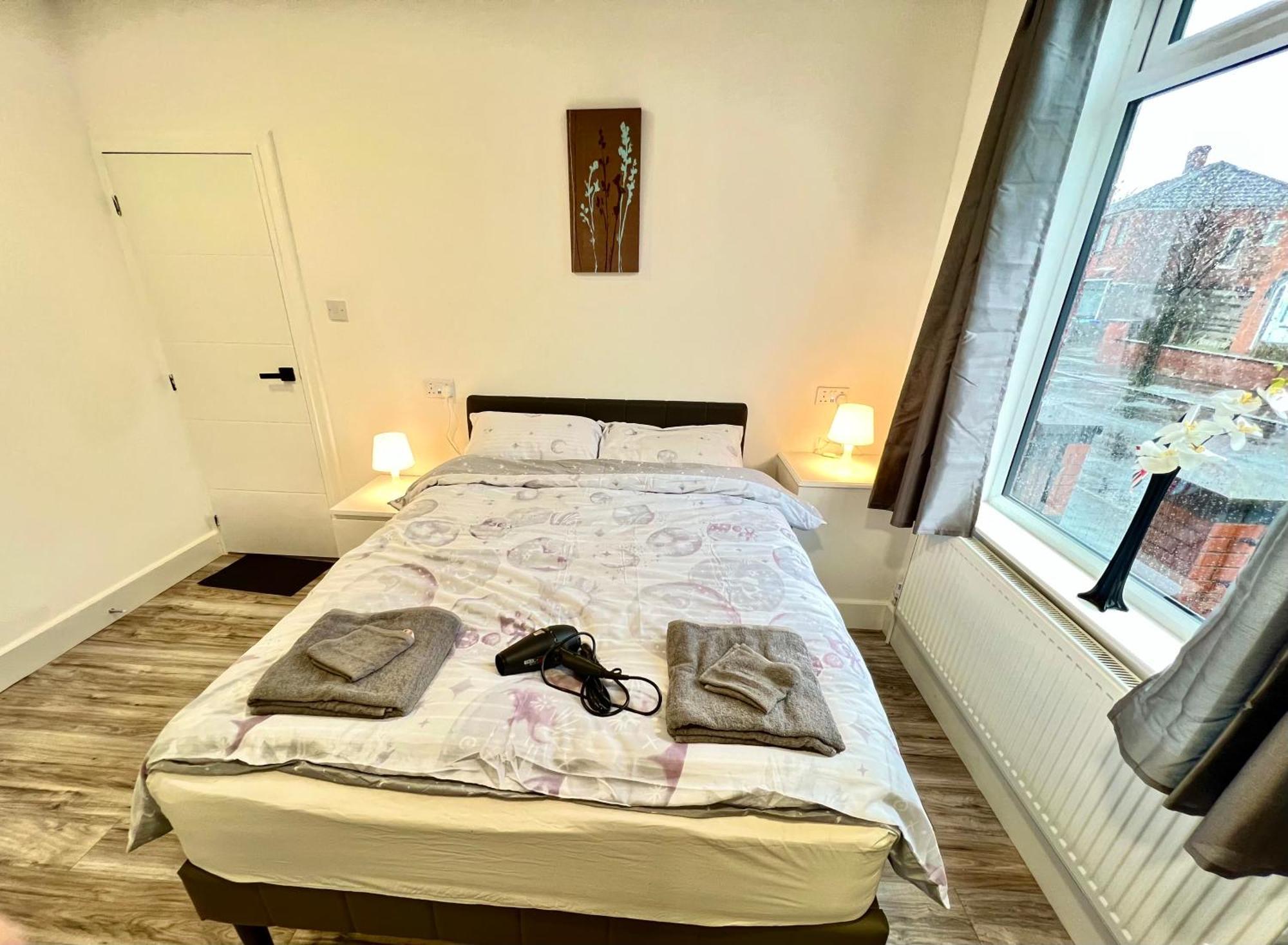 Lux En-Suite Coop Arena Mancity Stadium Piccadilly Manchester Exteriör bild