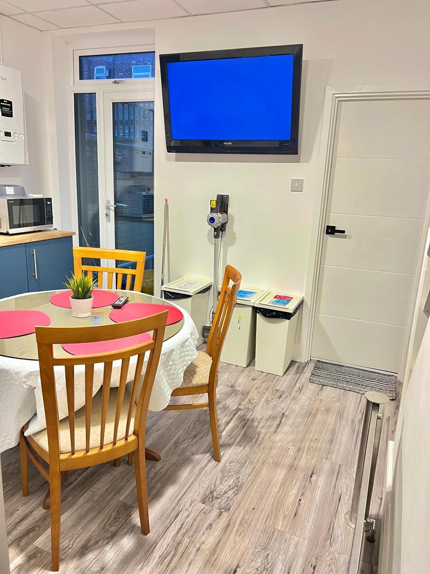 Lux En-Suite Coop Arena Mancity Stadium Piccadilly Manchester Exteriör bild